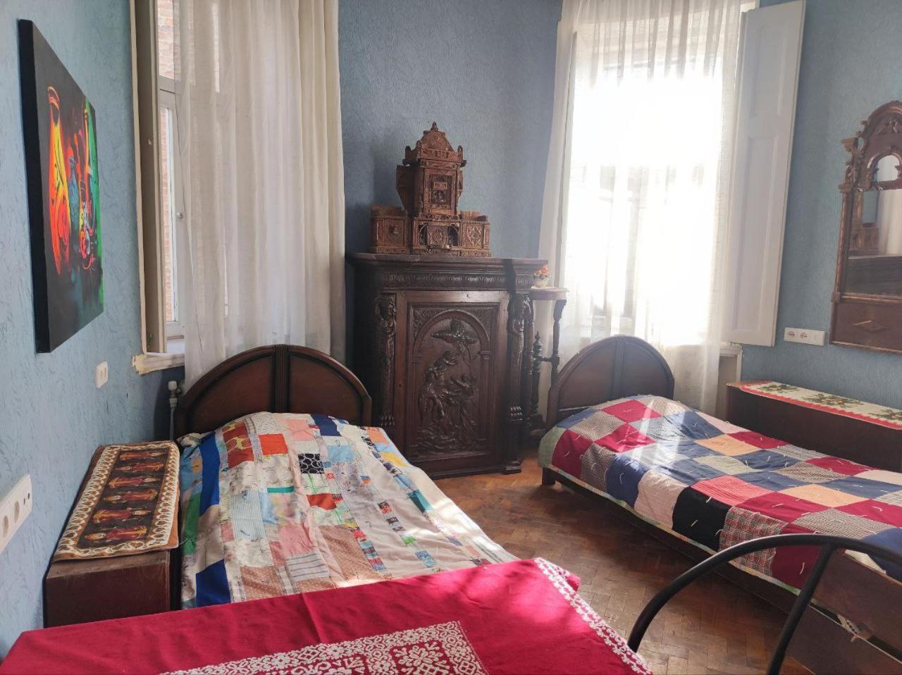 Guest House Irina Тбилиси Екстериор снимка