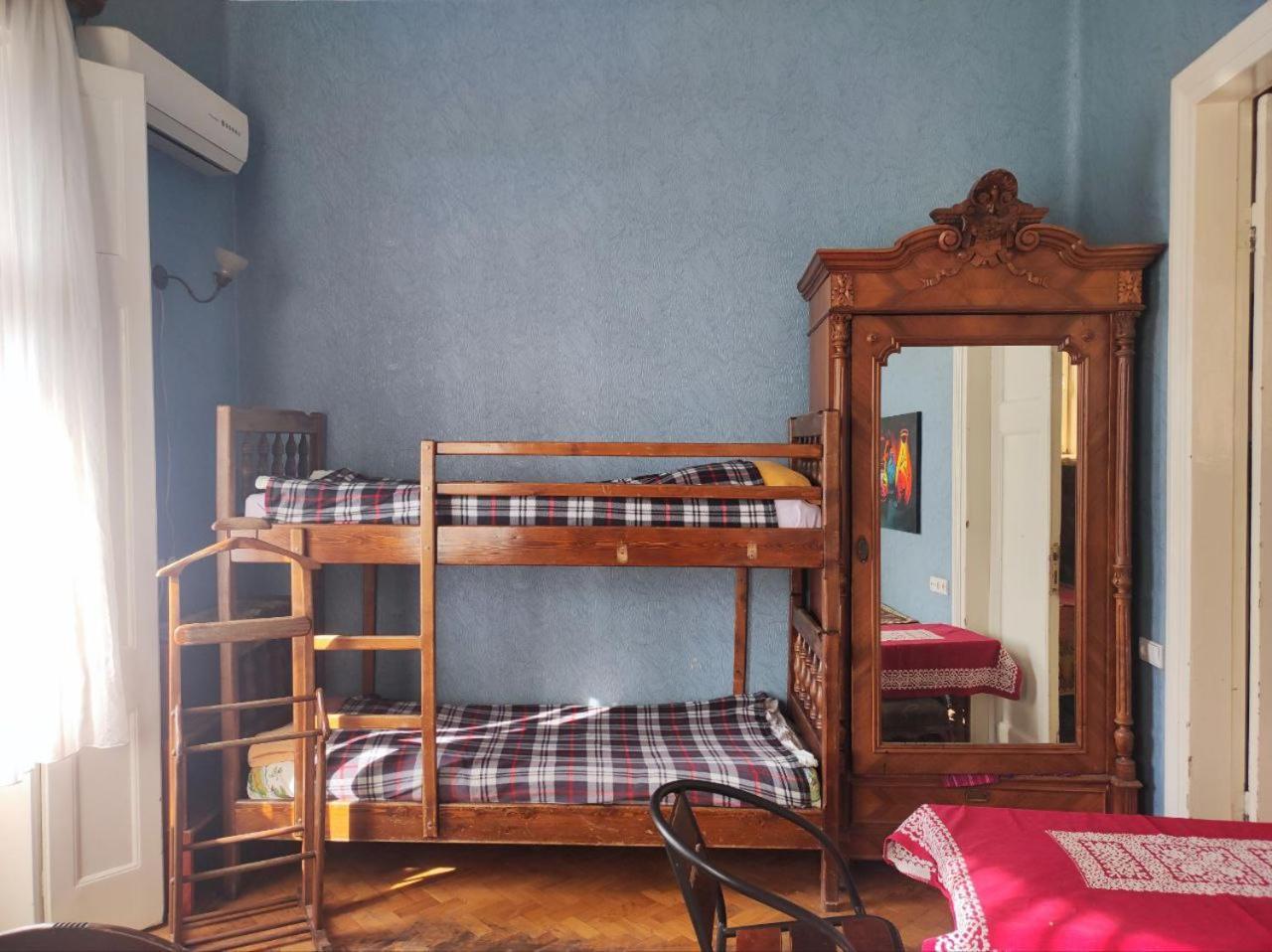 Guest House Irina Тбилиси Стая снимка
