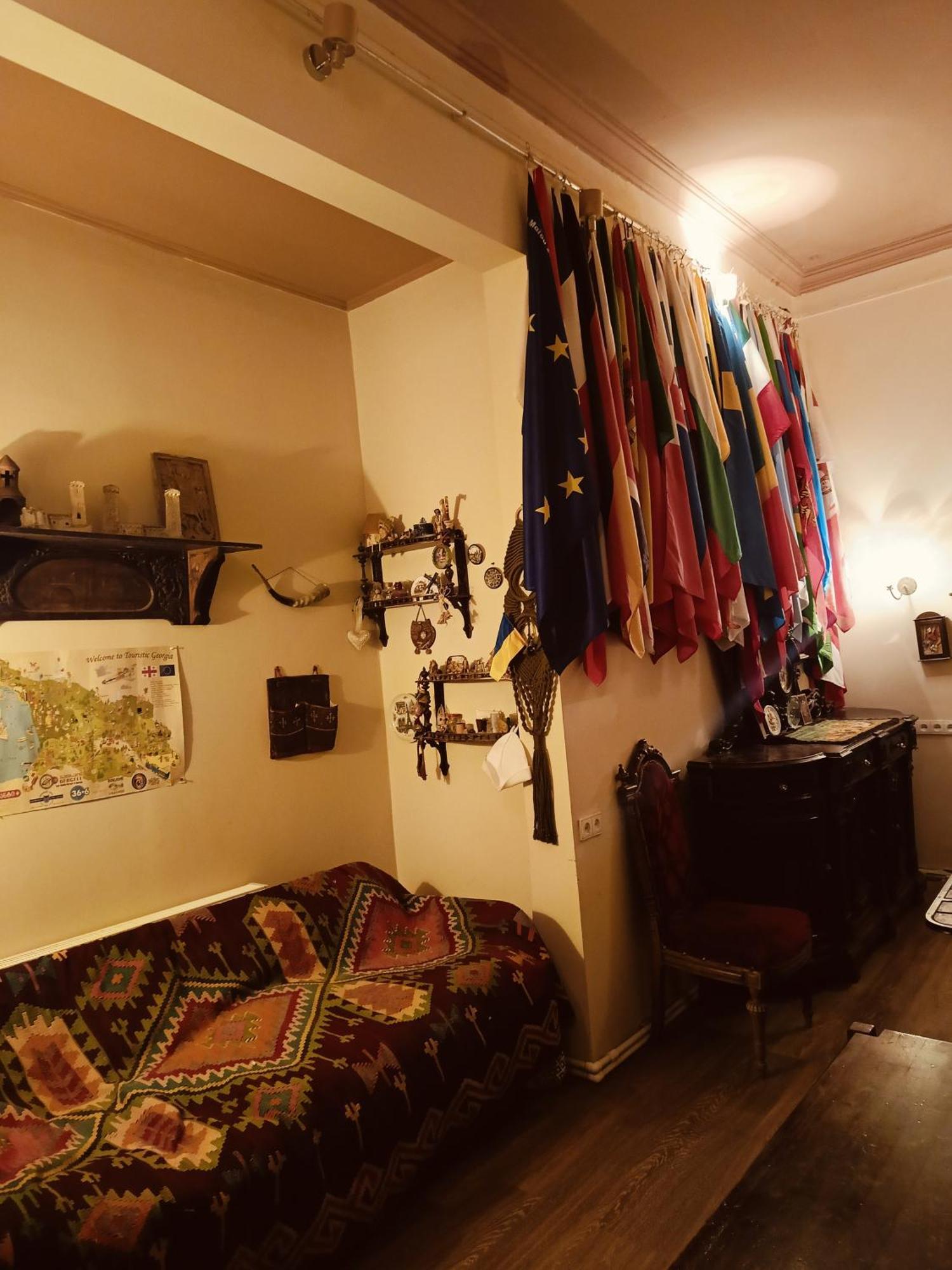 Guest House Irina Тбилиси Екстериор снимка