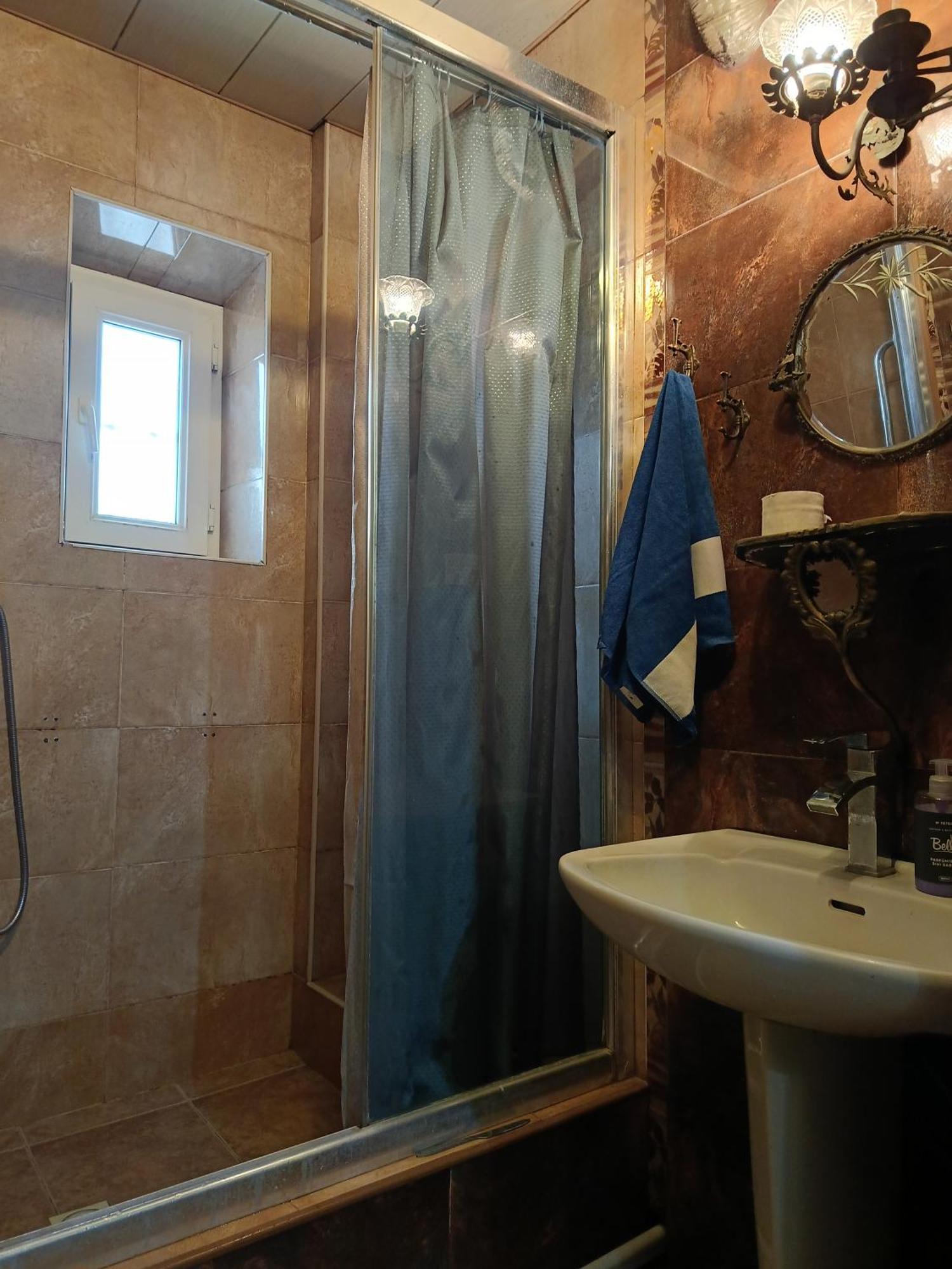 Guest House Irina Тбилиси Екстериор снимка