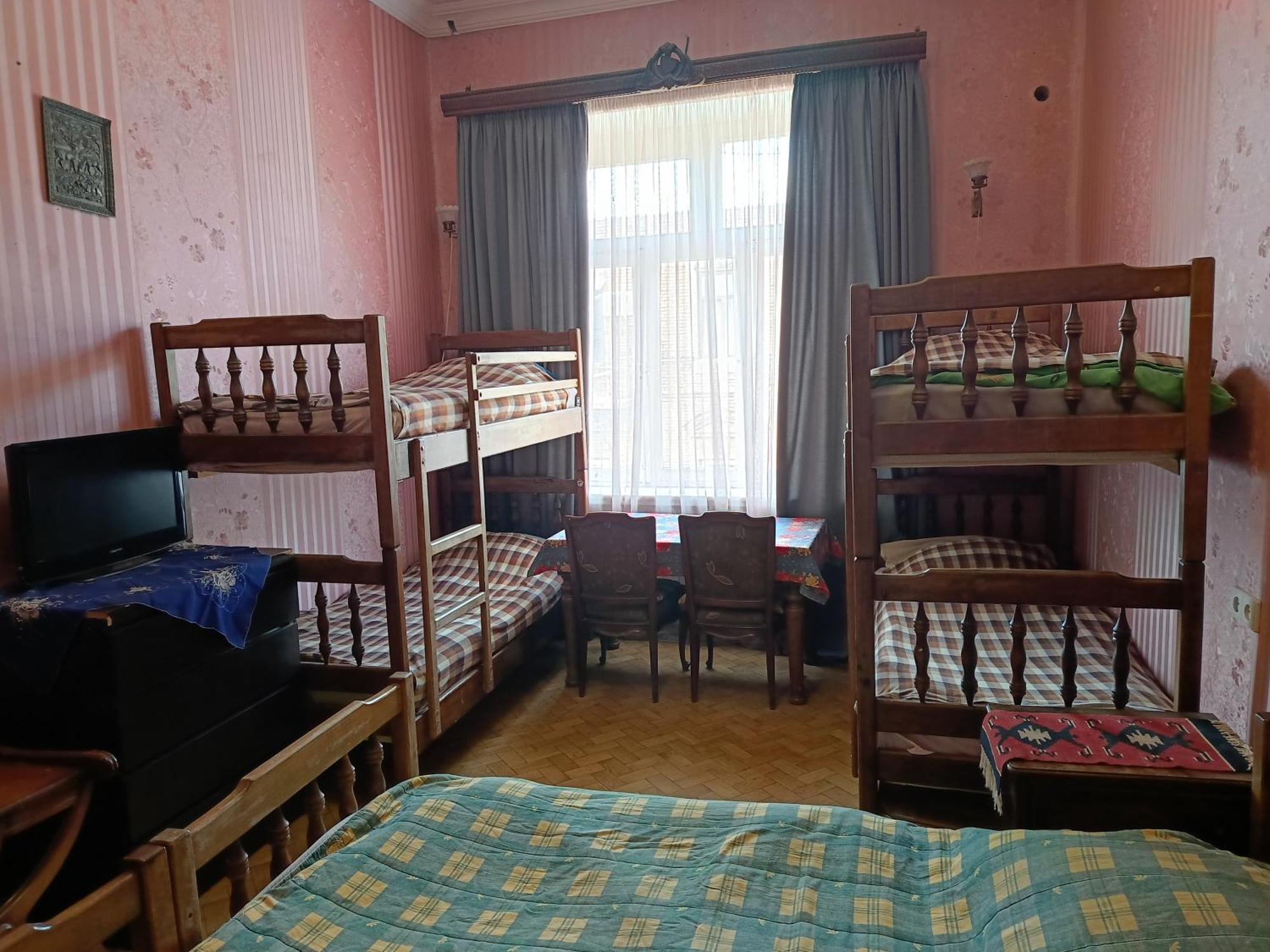 Guest House Irina Тбилиси Екстериор снимка