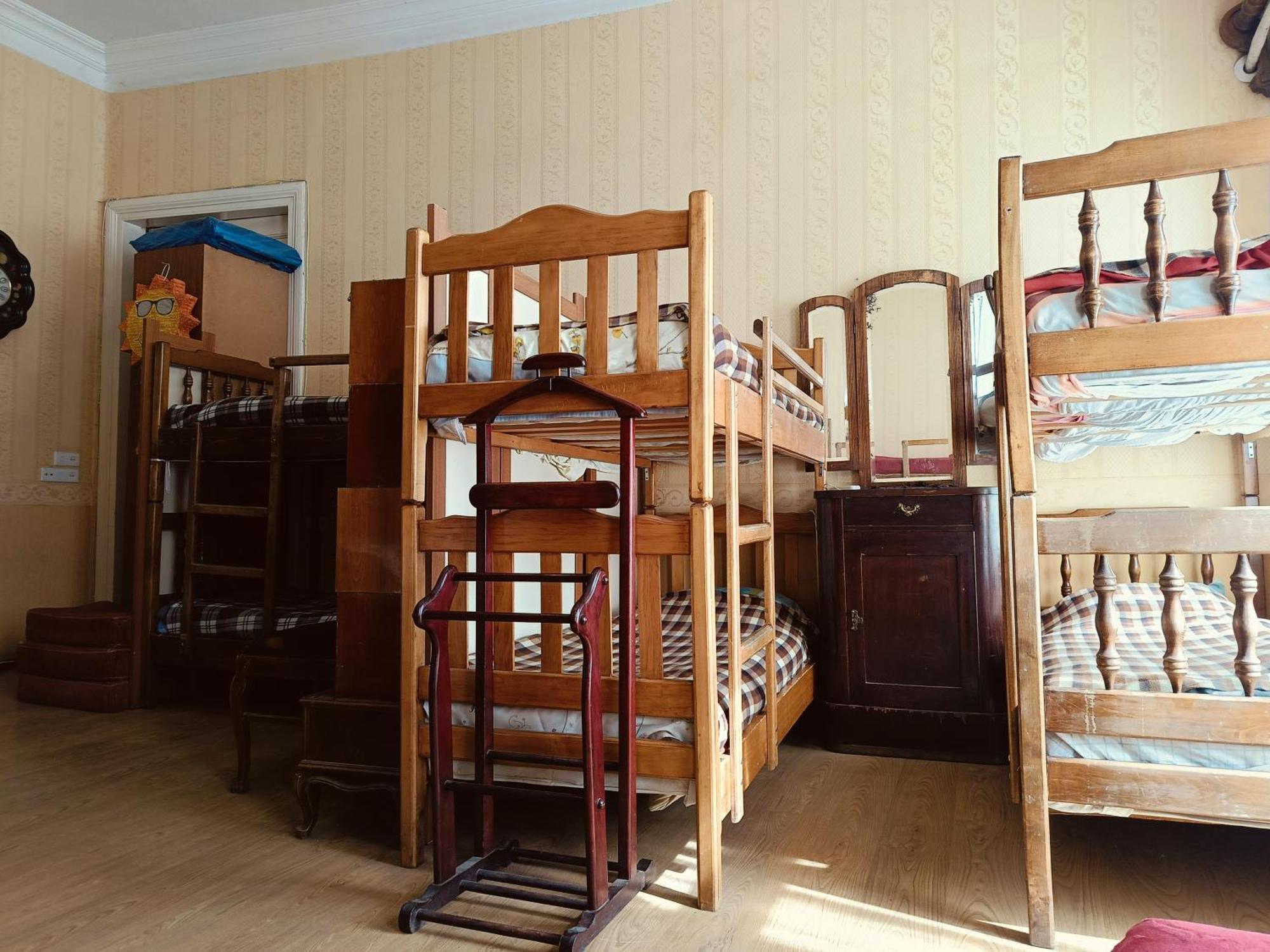 Guest House Irina Тбилиси Екстериор снимка